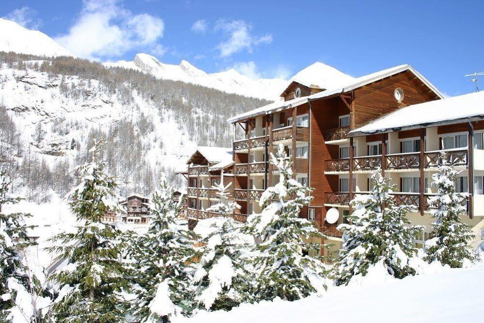 Hotel Du Hameau Allos Exteriör bild